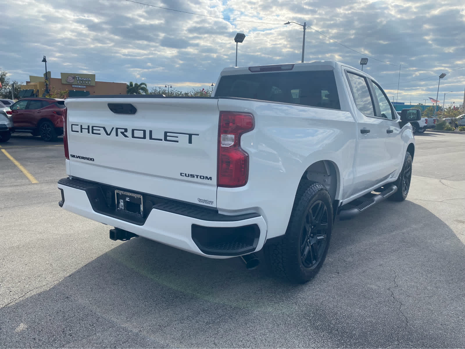 2025 Chevrolet Silverado 1500 Custom 2WD Crew Cab 147 8