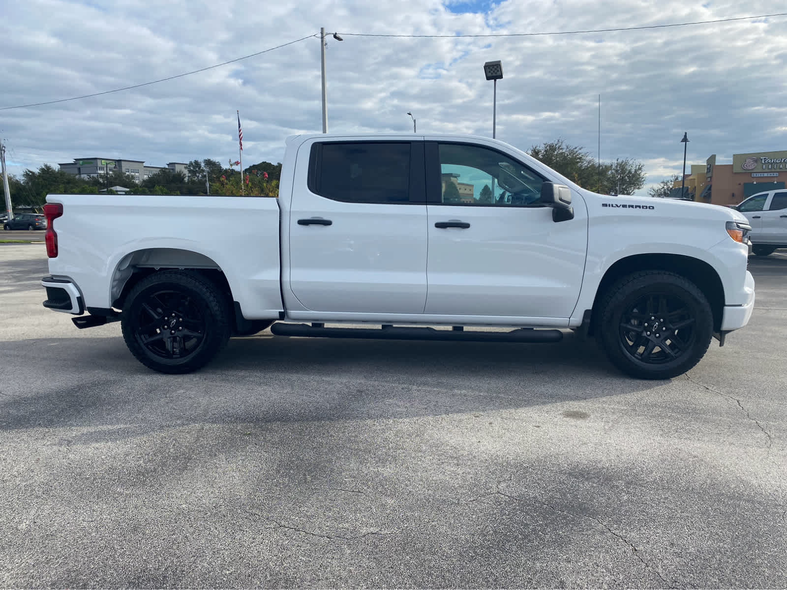 2025 Chevrolet Silverado 1500 Custom 2WD Crew Cab 147 9