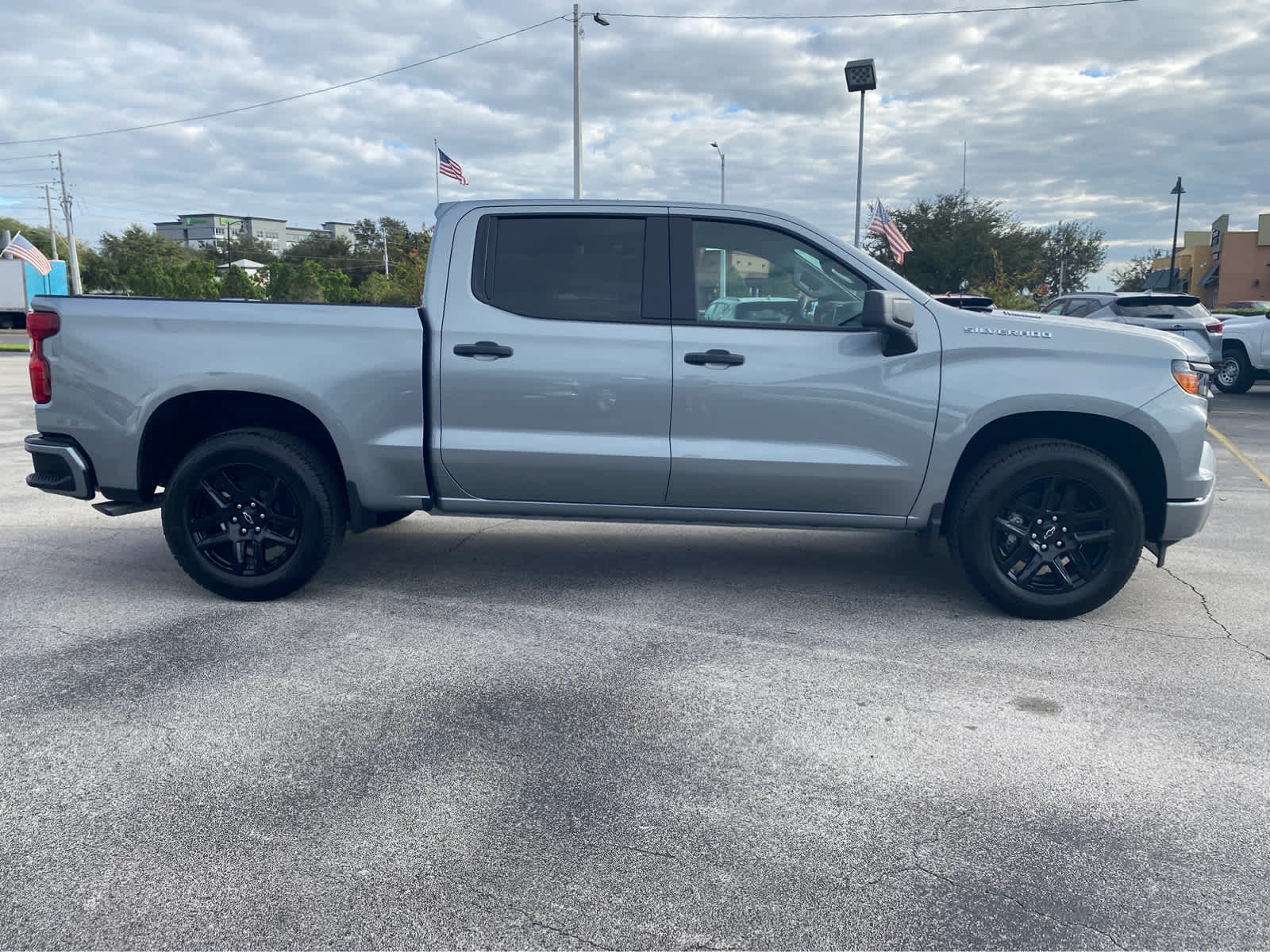 2025 Chevrolet Silverado 1500 Custom 2WD Crew Cab 147 9