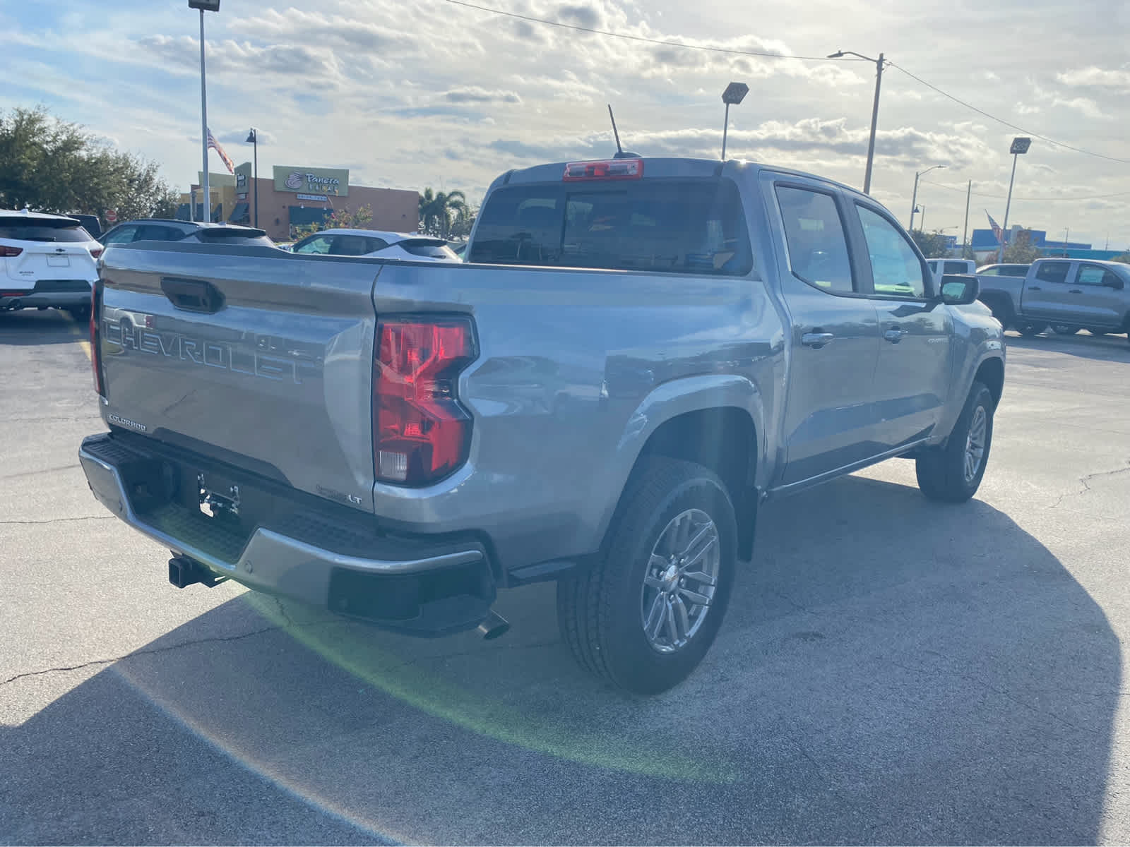 2024 Chevrolet Colorado 2WD LT Crew Cab 8