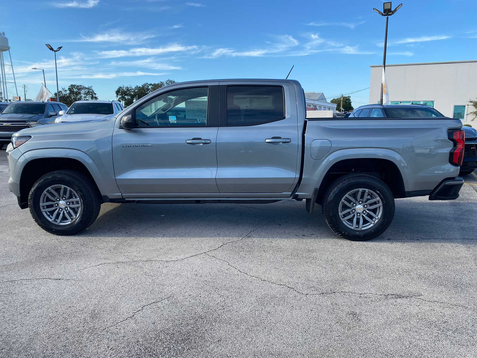 2024 Chevrolet Colorado 2WD LT Crew Cab 6