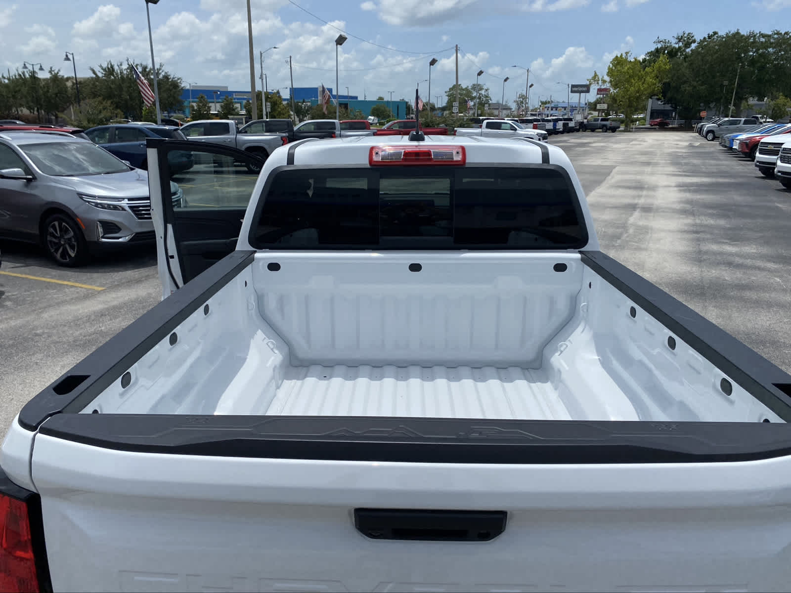 2024 Chevrolet Colorado 2WD LT Crew Cab 12