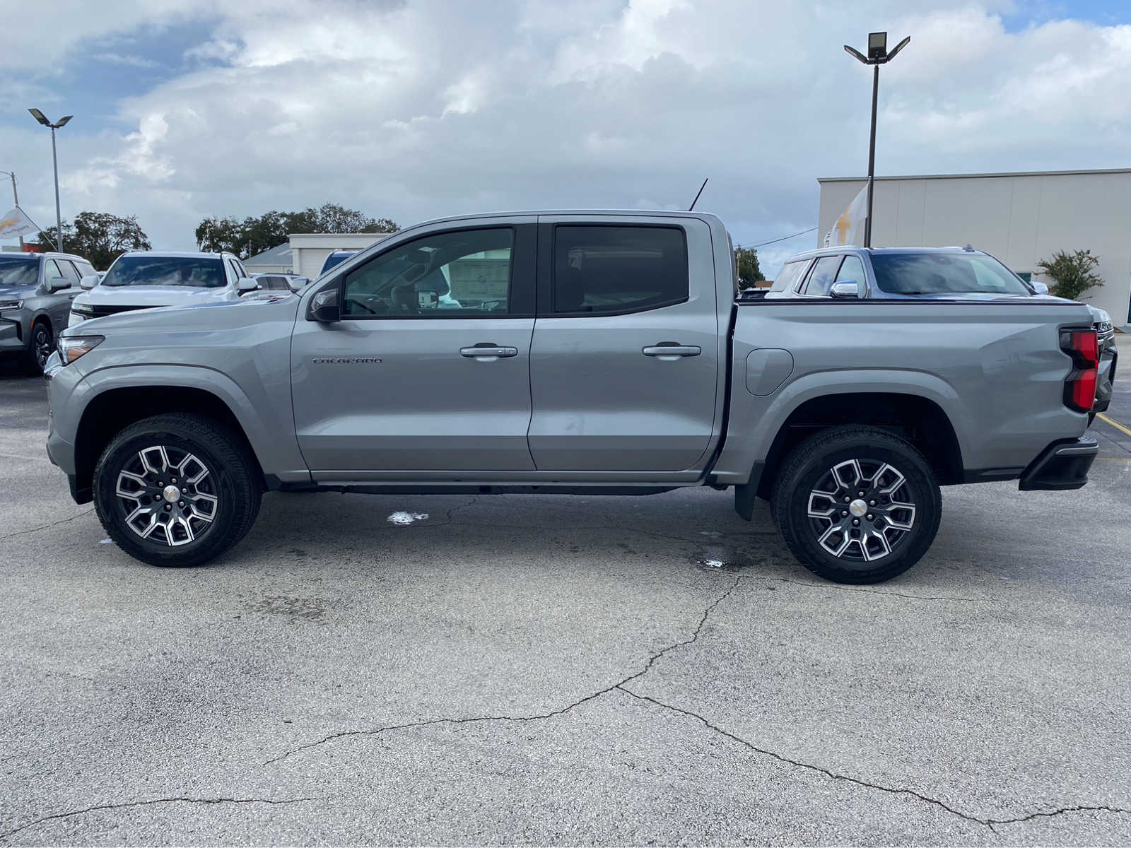 2024 Chevrolet Colorado 2WD LT Crew Cab 5