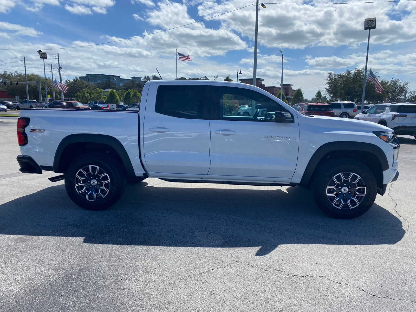 2024 Chevrolet Colorado 4WD Z71 Crew Cab 9