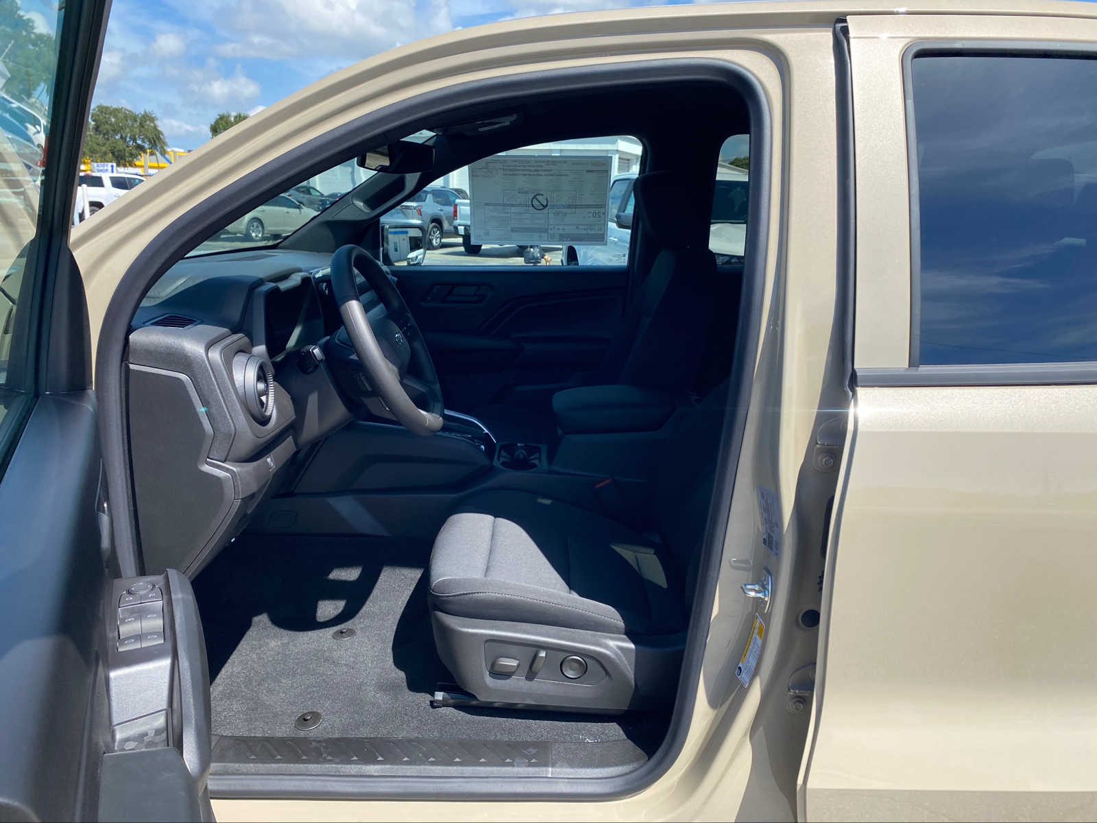 2024 Chevrolet Colorado 4WD Trail Boss Crew Cab 14