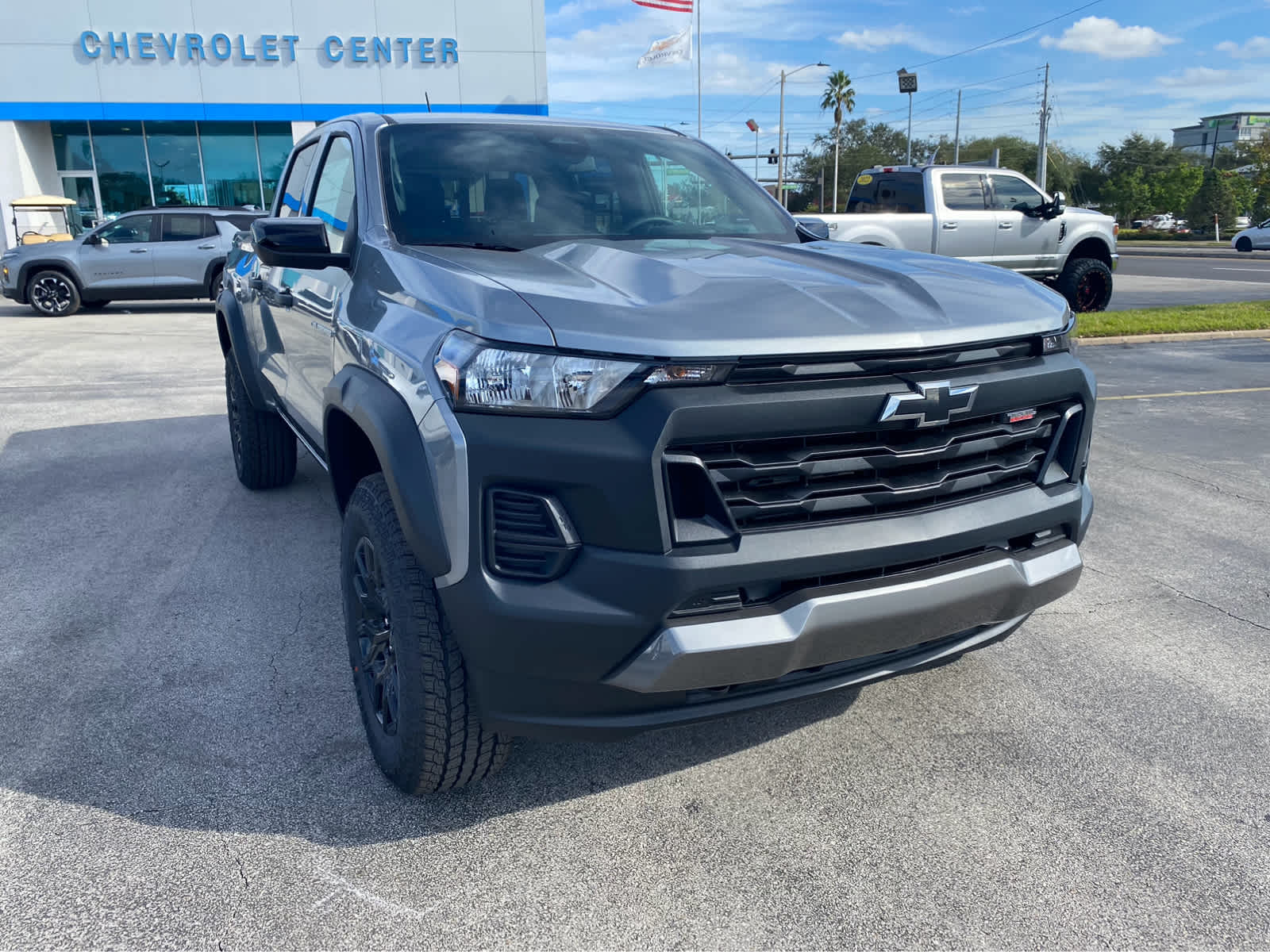 2024 Chevrolet Colorado 4WD Trail Boss Crew Cab 2