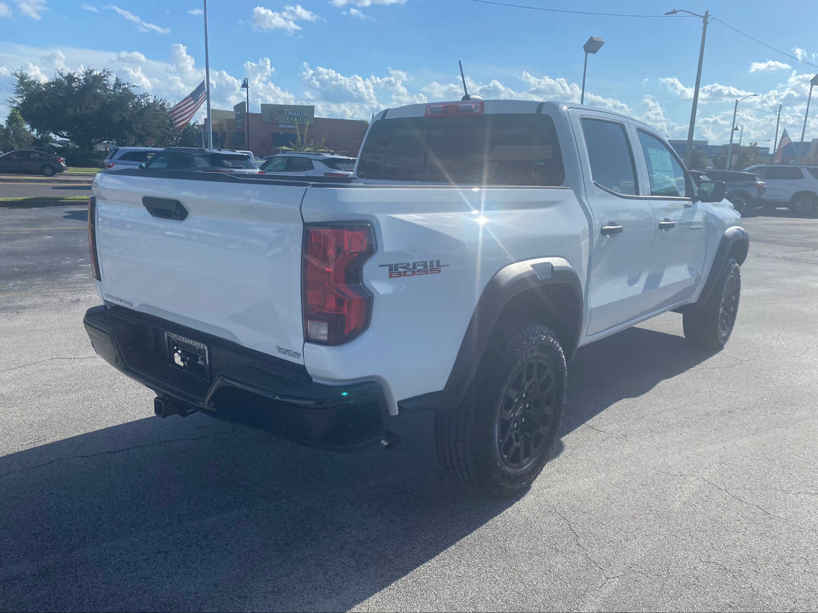 2024 Chevrolet Colorado 4WD Trail Boss Crew Cab 8