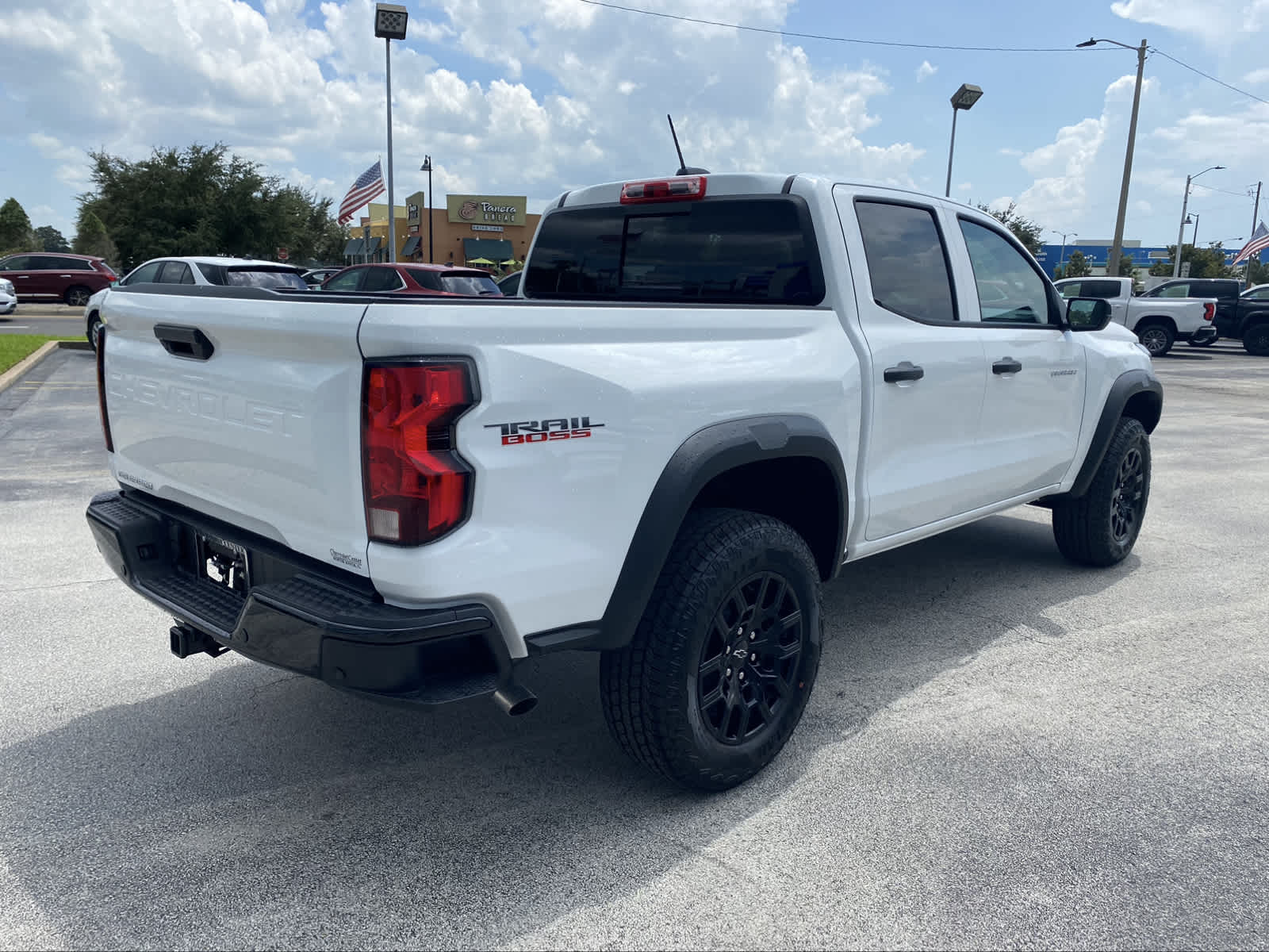 2024 Chevrolet Colorado 4WD Trail Boss Crew Cab 8