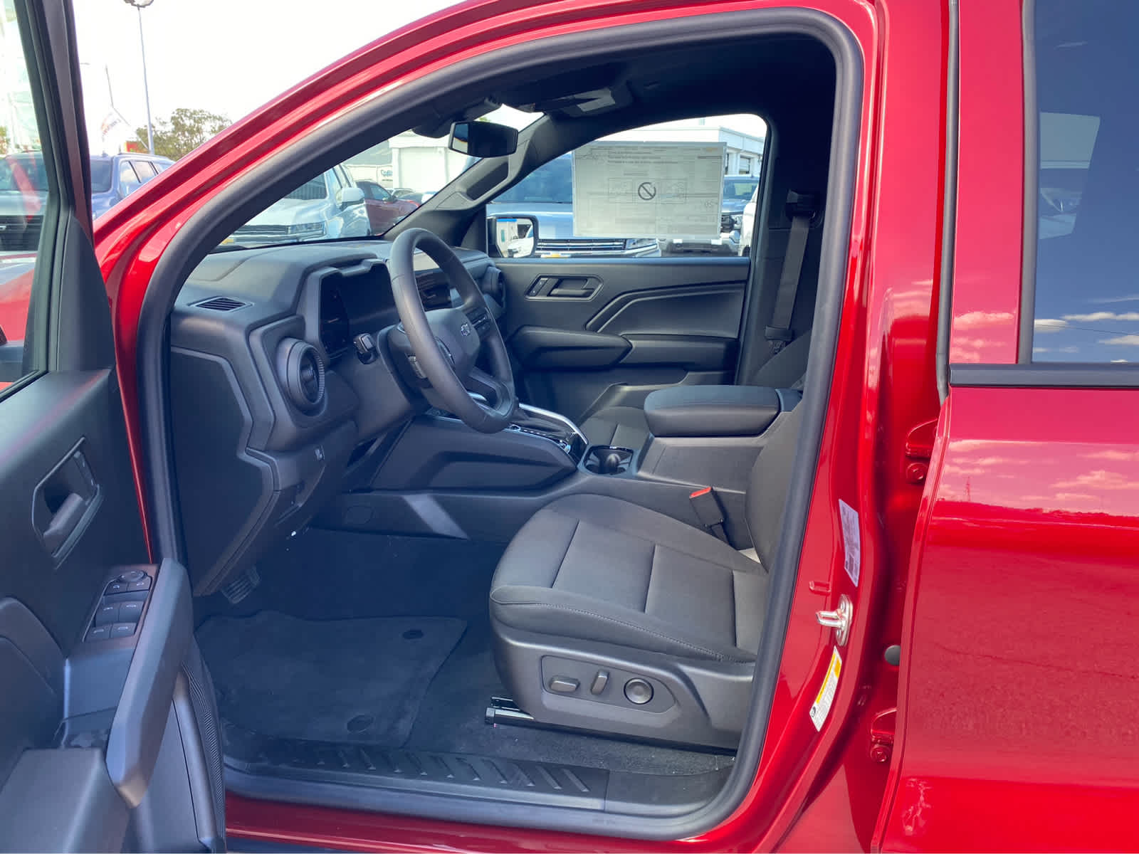 2024 Chevrolet Colorado 4WD Trail Boss Crew Cab 14