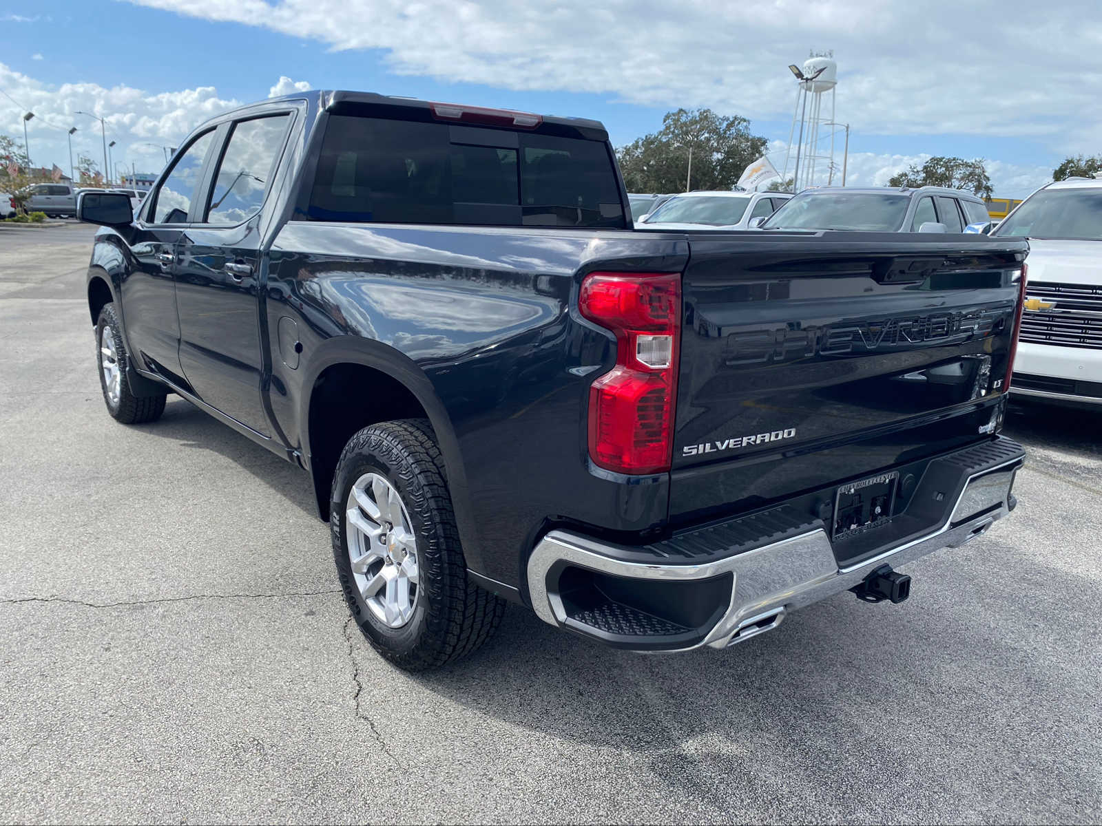 2024 Chevrolet Silverado 1500 LT 4WD Crew Cab 147 6