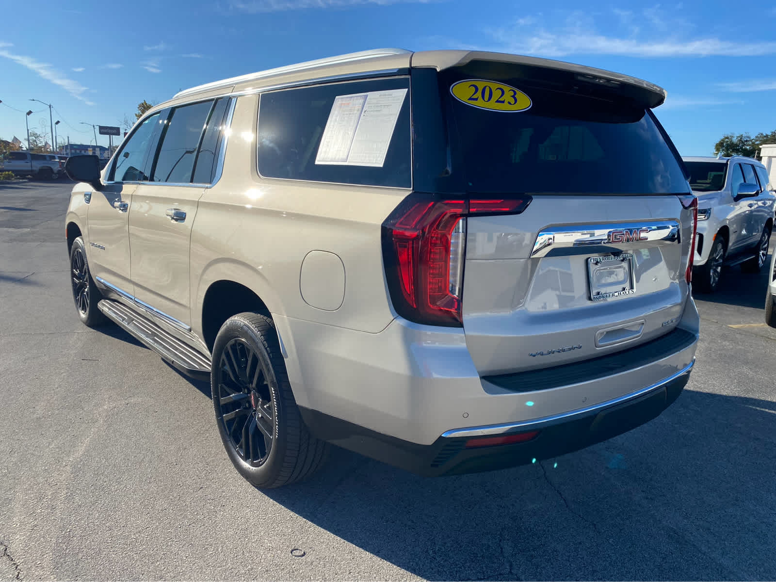 2023 GMC Yukon XL SLT 6