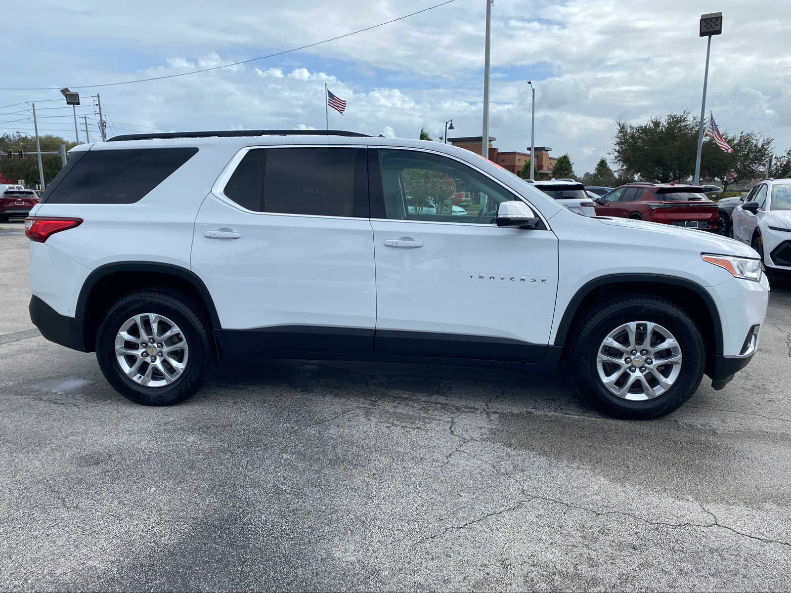 2019 Chevrolet Traverse LT Cloth 9