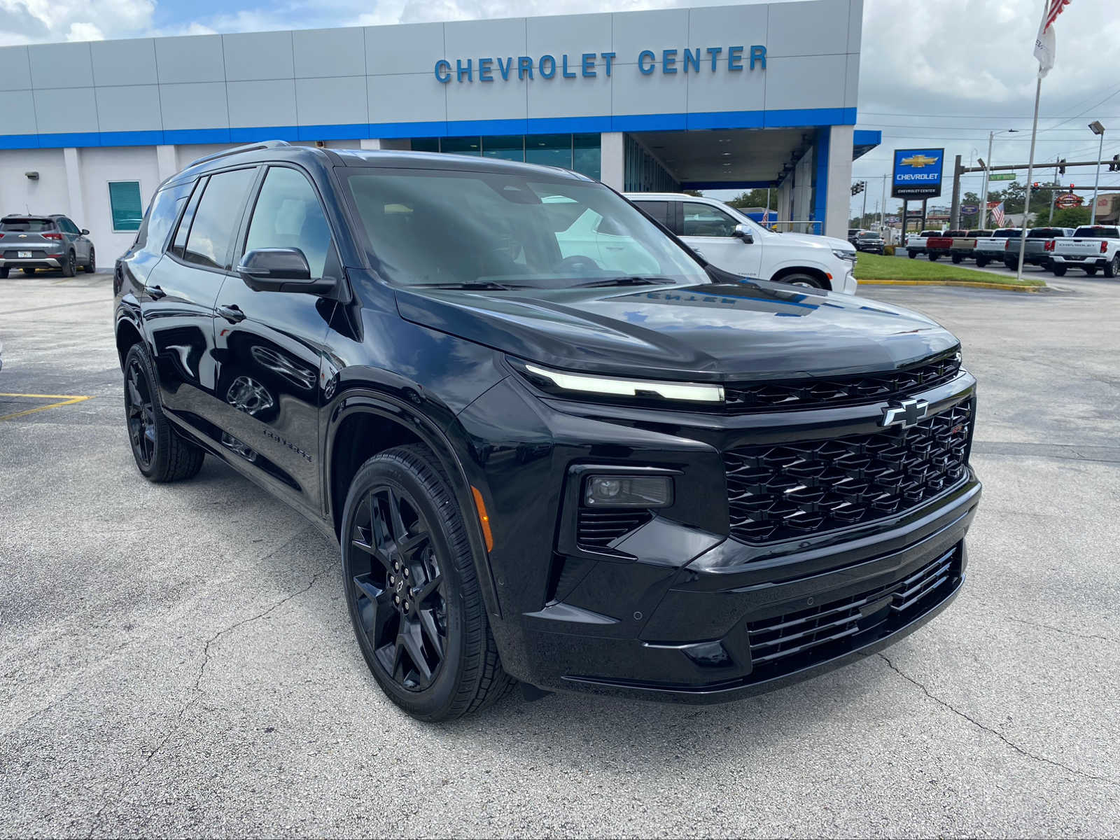 2024 Chevrolet Traverse FWD RS 2