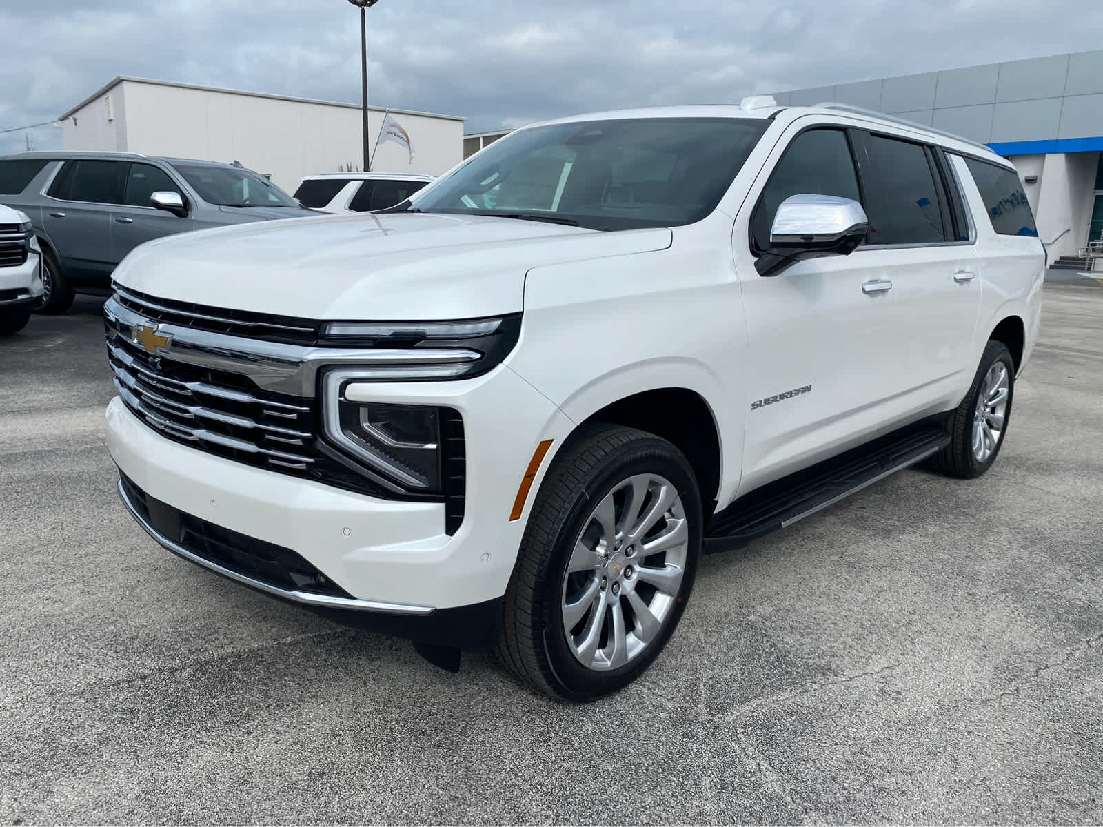 2025 Chevrolet Suburban Premier 4