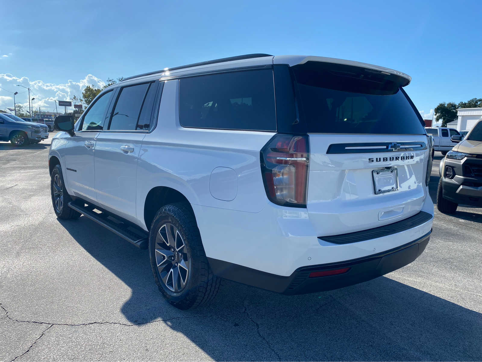 2024 Chevrolet Suburban Z71 6