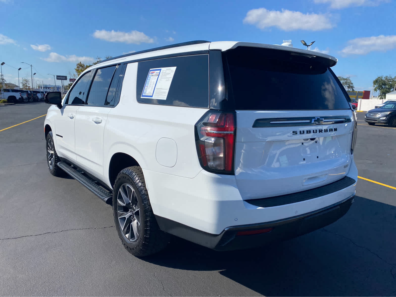 2022 Chevrolet Suburban Z71 6