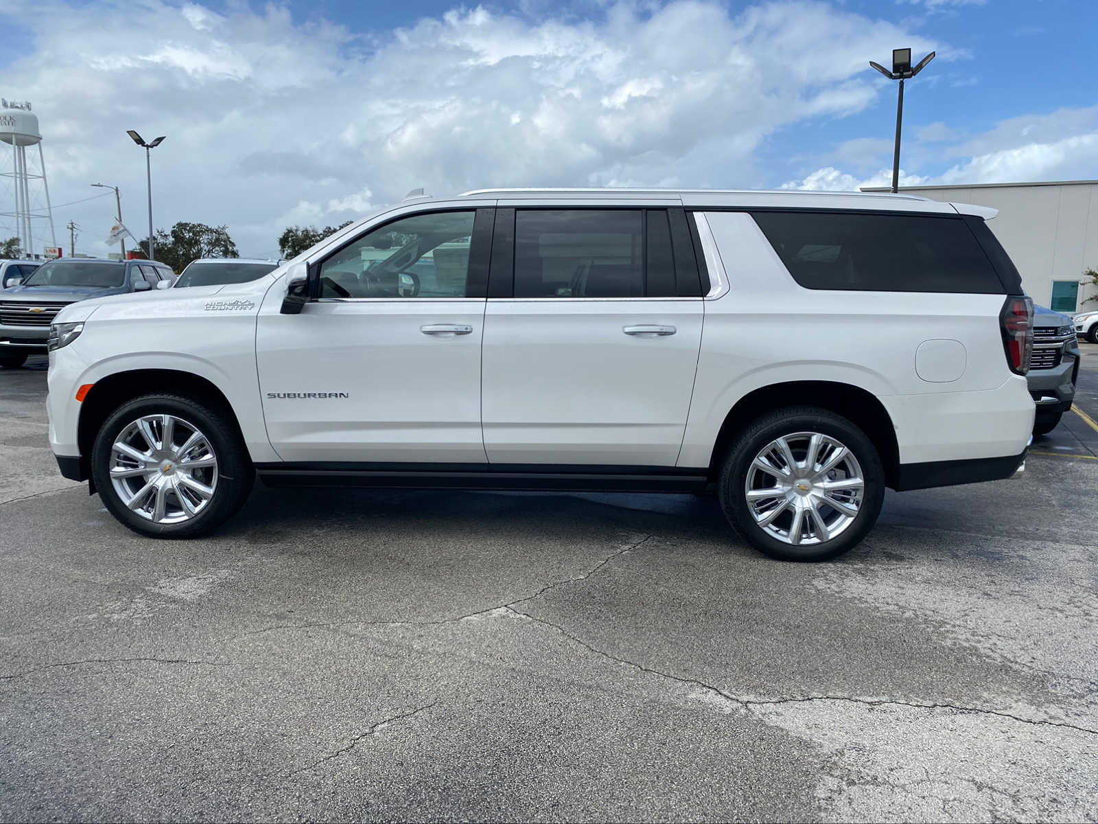 2024 Chevrolet Suburban High Country 5