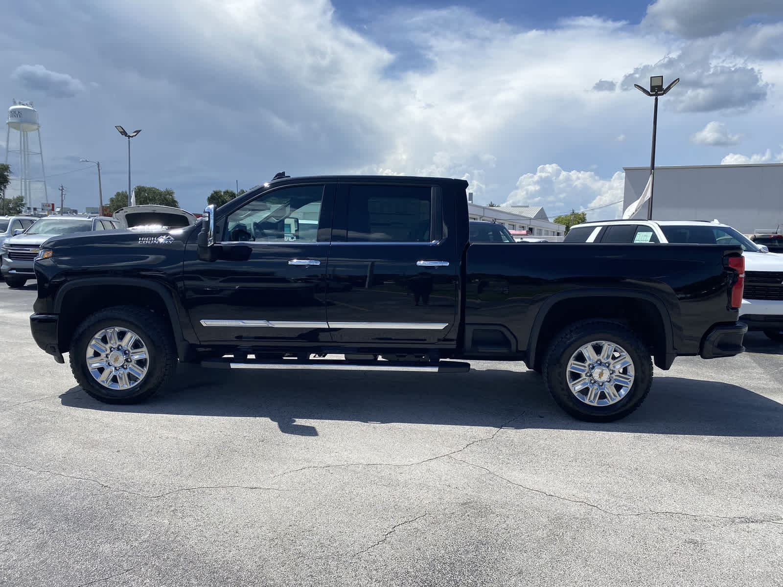 2024 Chevrolet Silverado 2500HD High Country 4WD Crew Cab 159 5