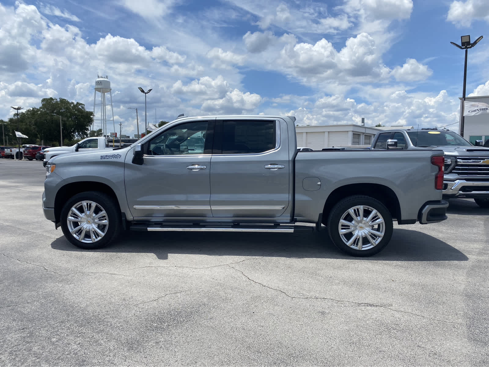 2024 Chevrolet Silverado 1500 High Country 4WD Crew Cab 147 5