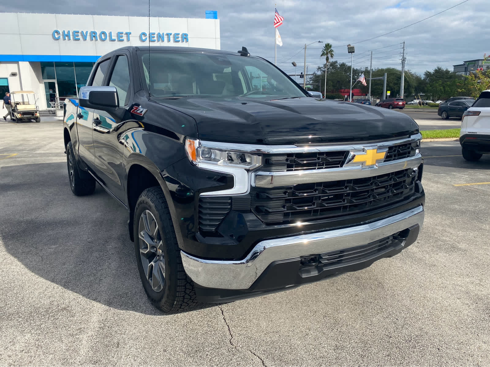 2025 Chevrolet Silverado 1500 LT 4WD Crew Cab 147 2