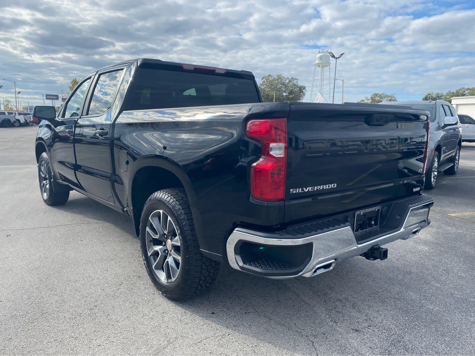 2025 Chevrolet Silverado 1500 LT 4WD Crew Cab 147 6