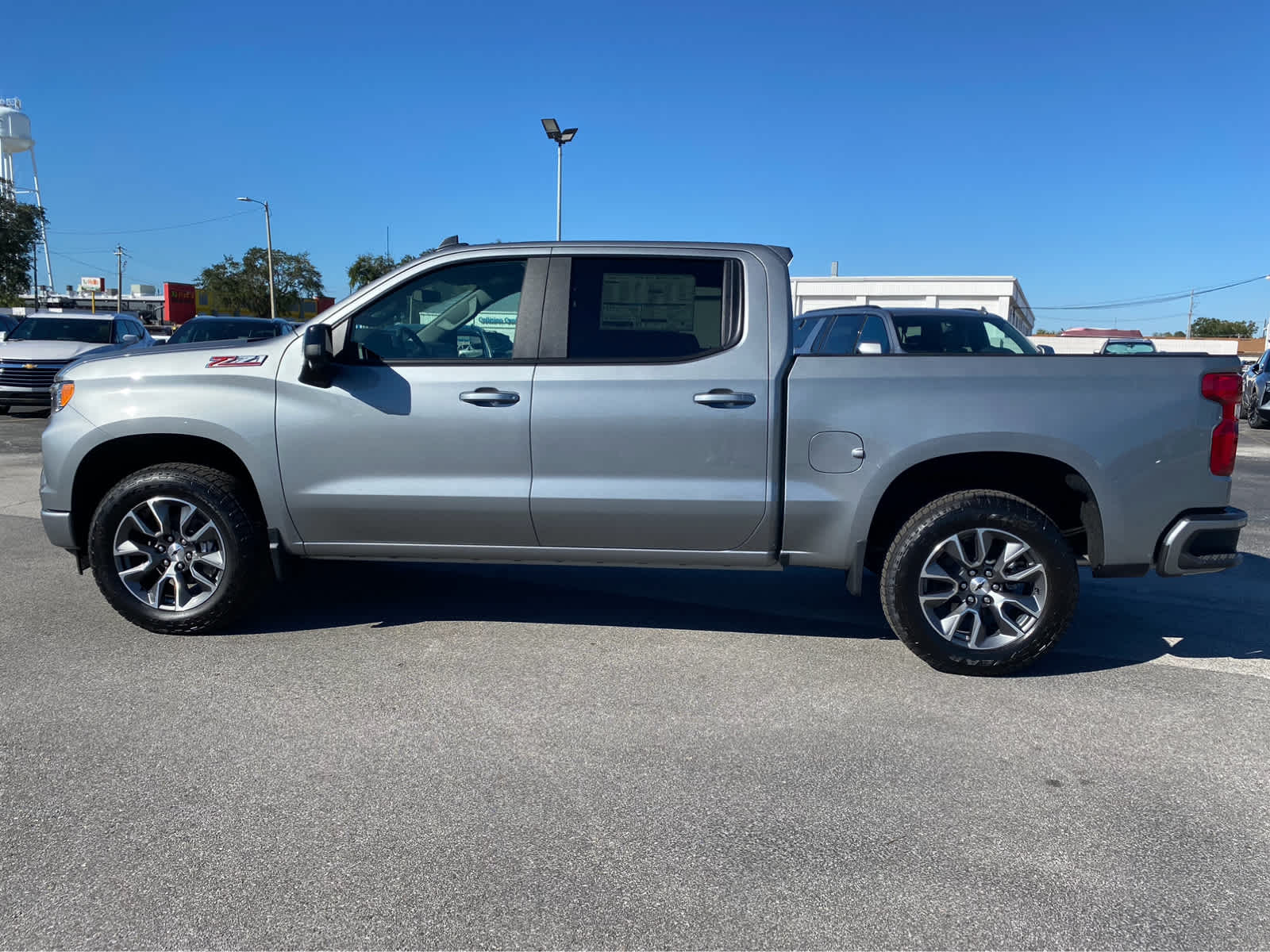 2025 Chevrolet Silverado 1500 RST 4WD Crew Cab 147 5