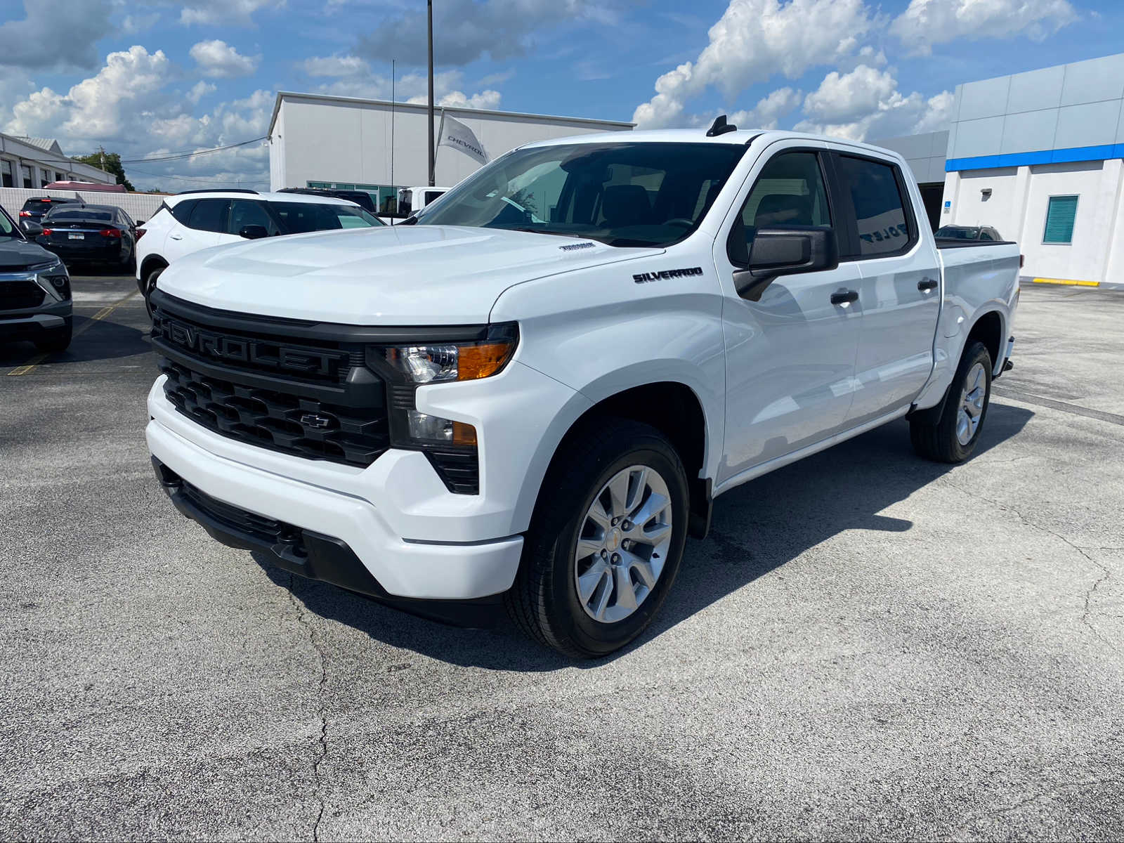 2024 Chevrolet Silverado 1500 Custom 2WD Crew Cab 147 4