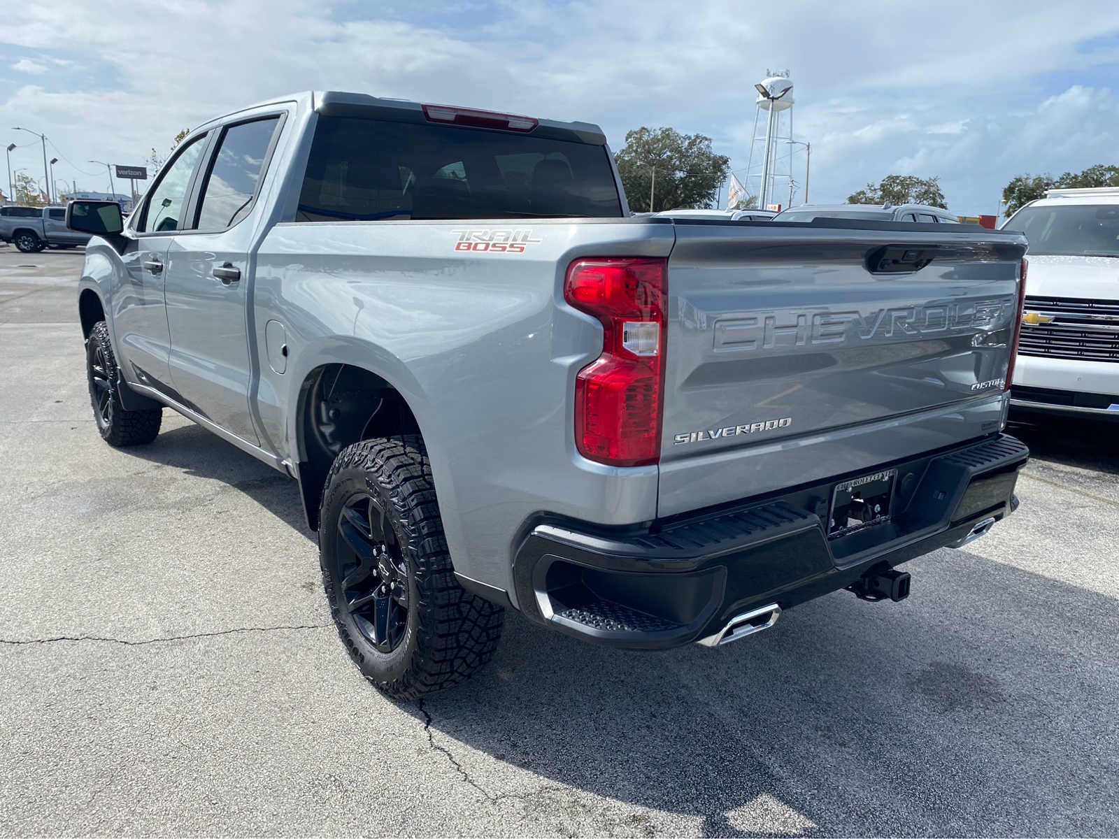 2024 Chevrolet Silverado 1500 Custom Trail Boss 4WD Crew Cab 147 5