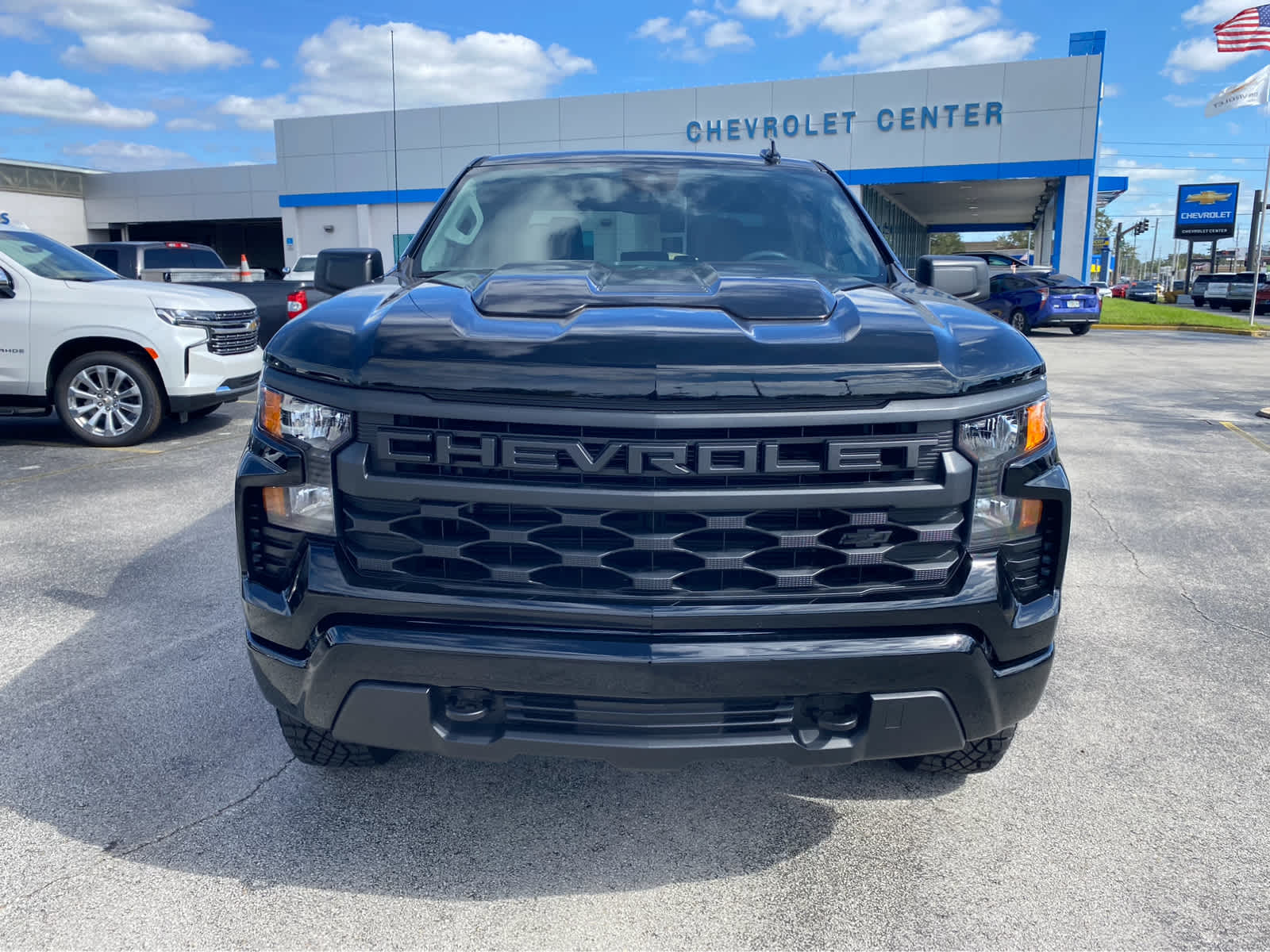 2024 Chevrolet Silverado 1500 Custom Trail Boss 4WD Crew Cab 147 3