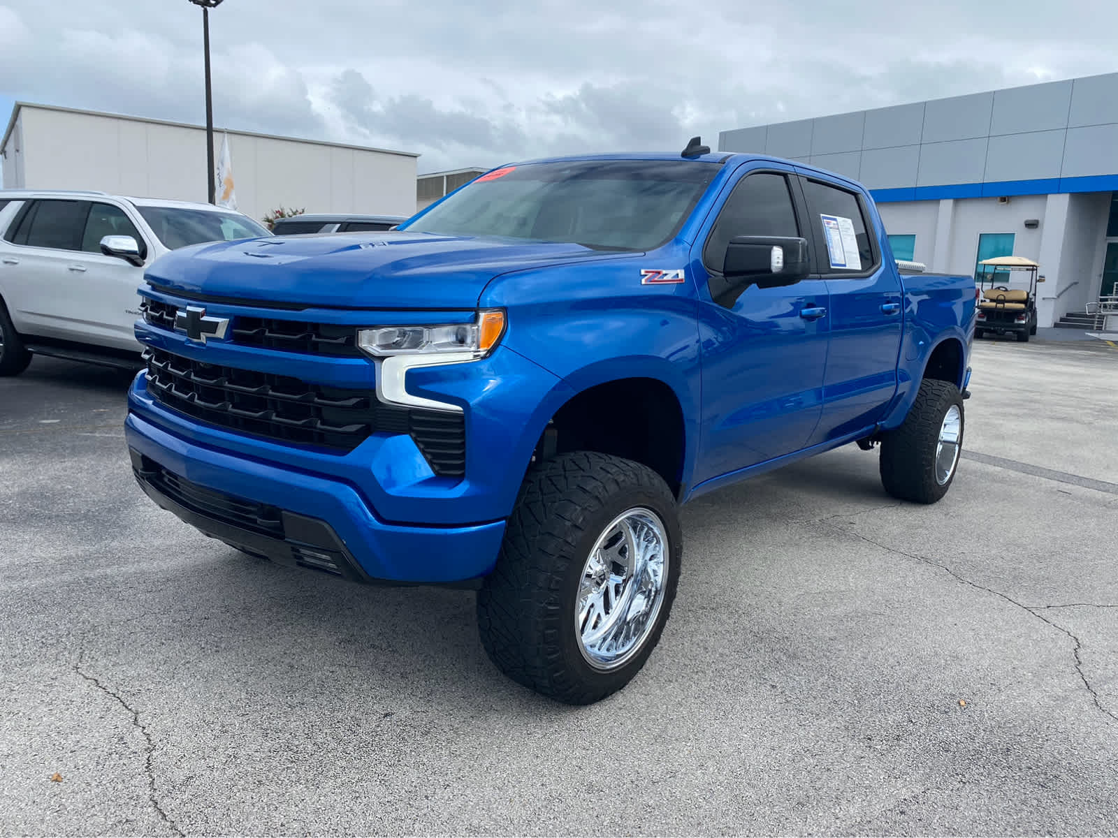 2022 Chevrolet Silverado 1500 RST 4WD Crew Cab 147 4