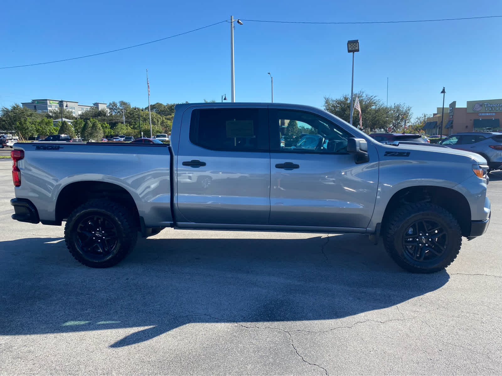 2025 Chevrolet Silverado 1500 Custom Trail Boss 4WD Crew Cab 147 8