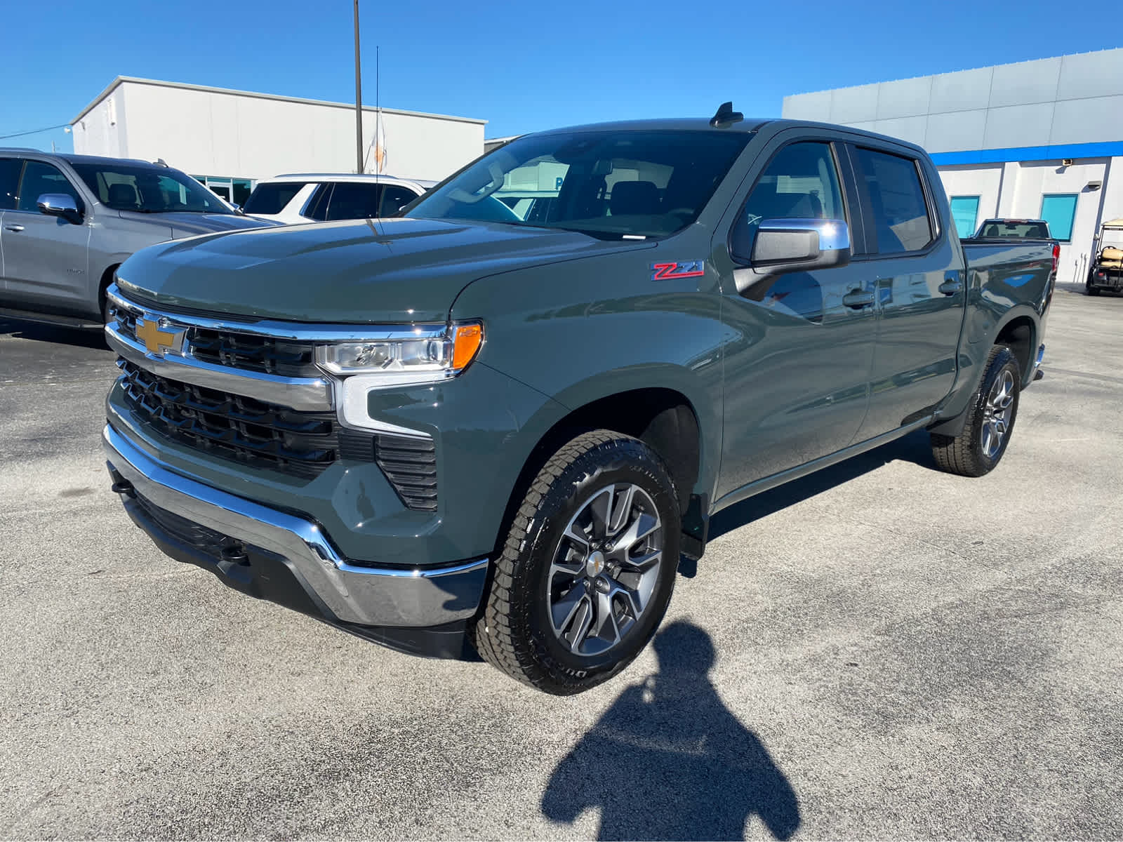 2025 Chevrolet Silverado 1500 LT 4WD Crew Cab 147 3