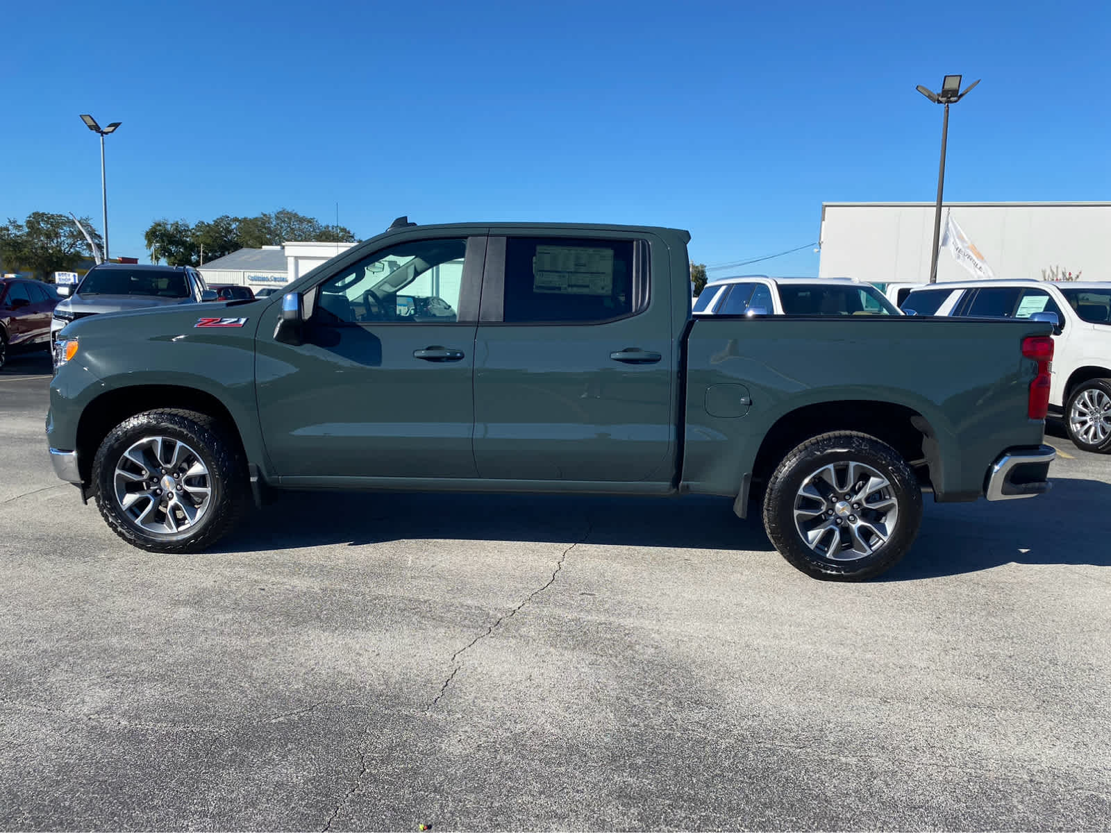 2025 Chevrolet Silverado 1500 LT 4WD Crew Cab 147 4