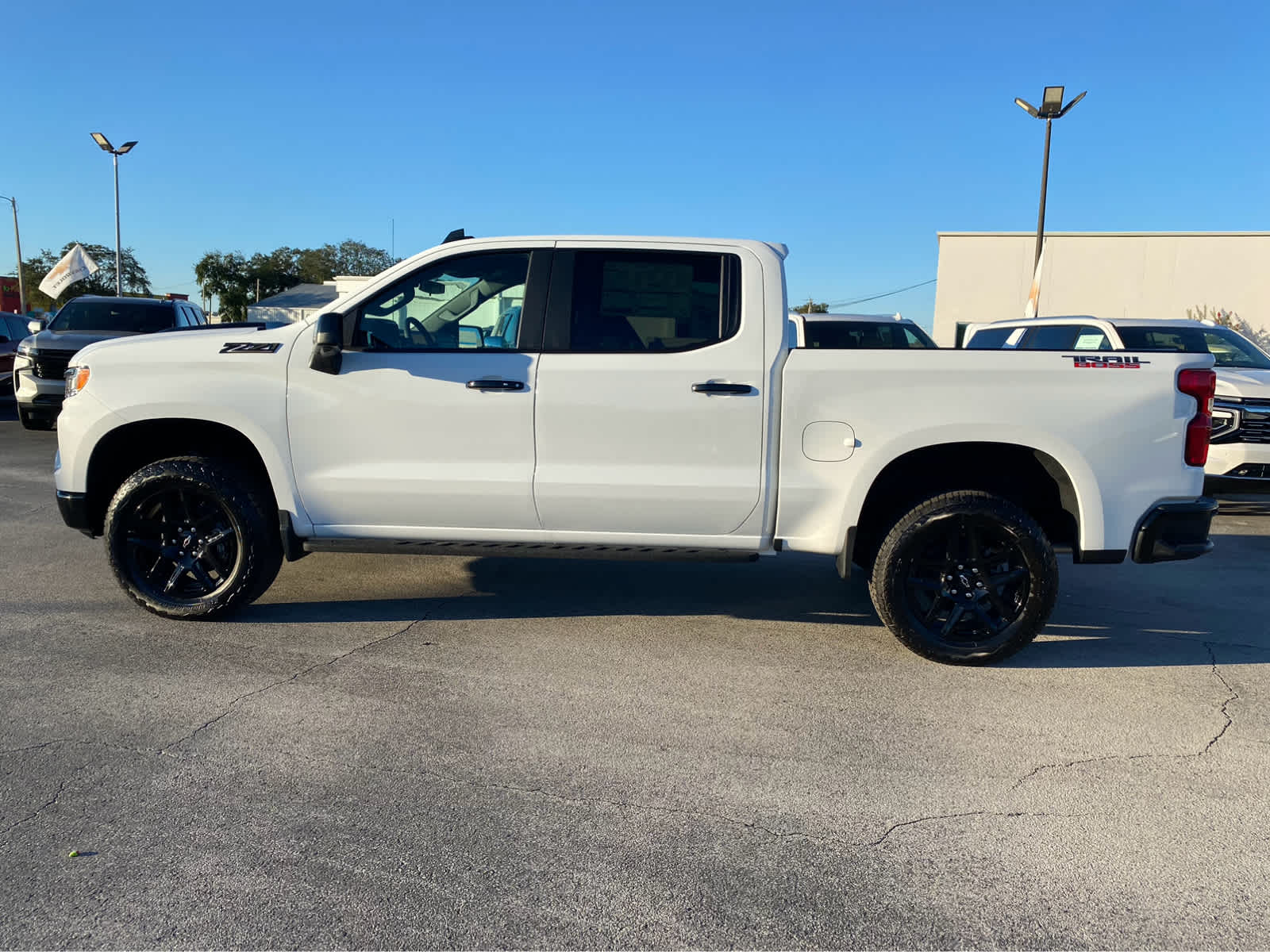 2025 Chevrolet Silverado 1500 LT Trail Boss 4WD Crew Cab 147 4