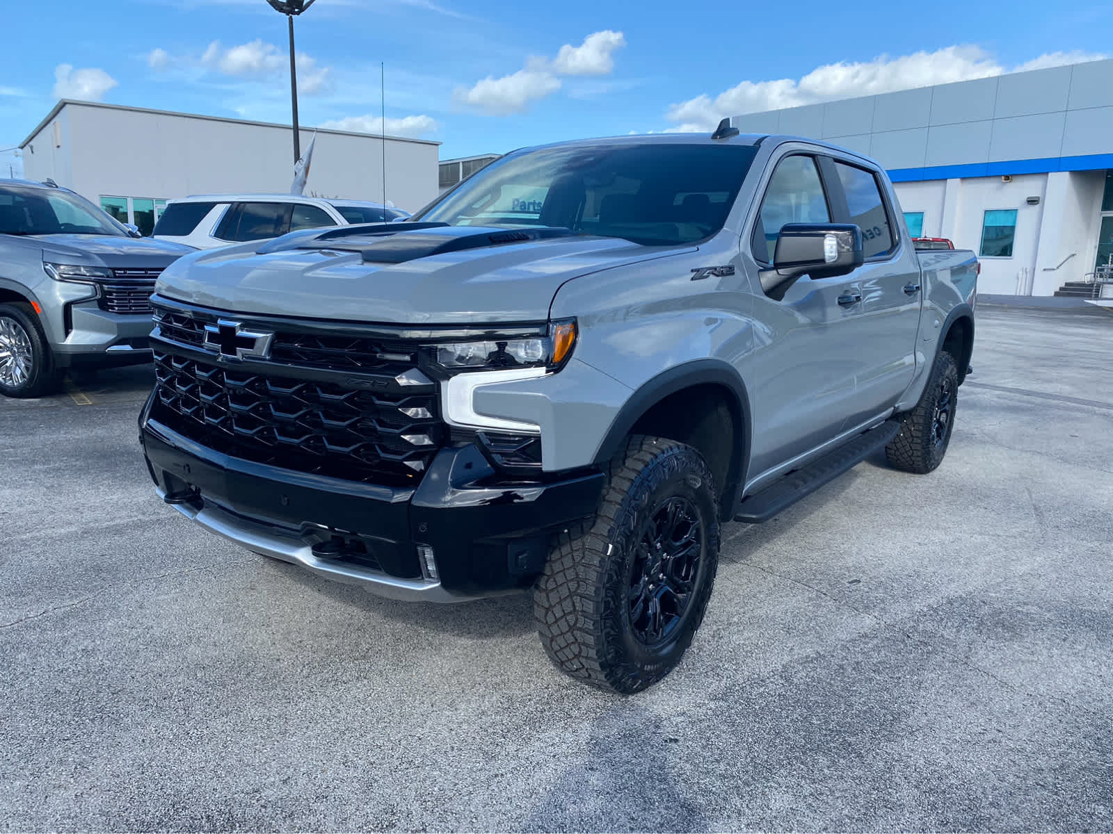 2025 Chevrolet Silverado 1500 ZR2 4WD Crew Cab 147 4