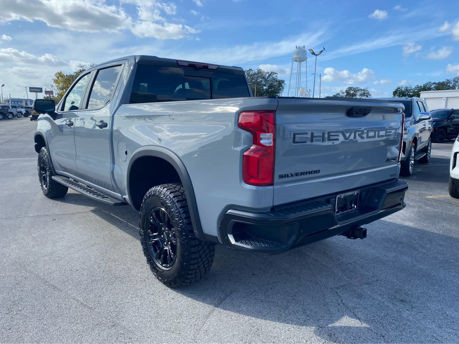 2025 Chevrolet Silverado 1500 ZR2 4WD Crew Cab 147 6