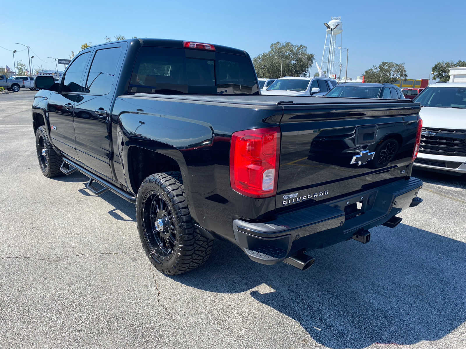 2017 Chevrolet Silverado 1500 LTZ 4WD Crew Cab 143.5 6