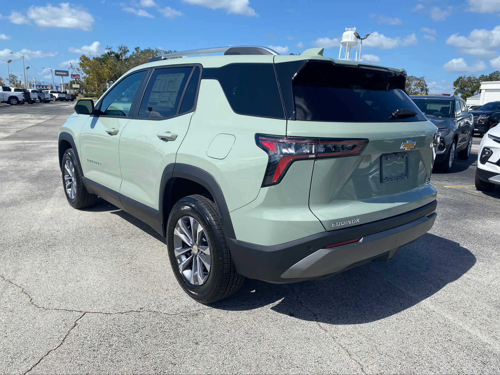 2025 Chevrolet Equinox FWD LT 6