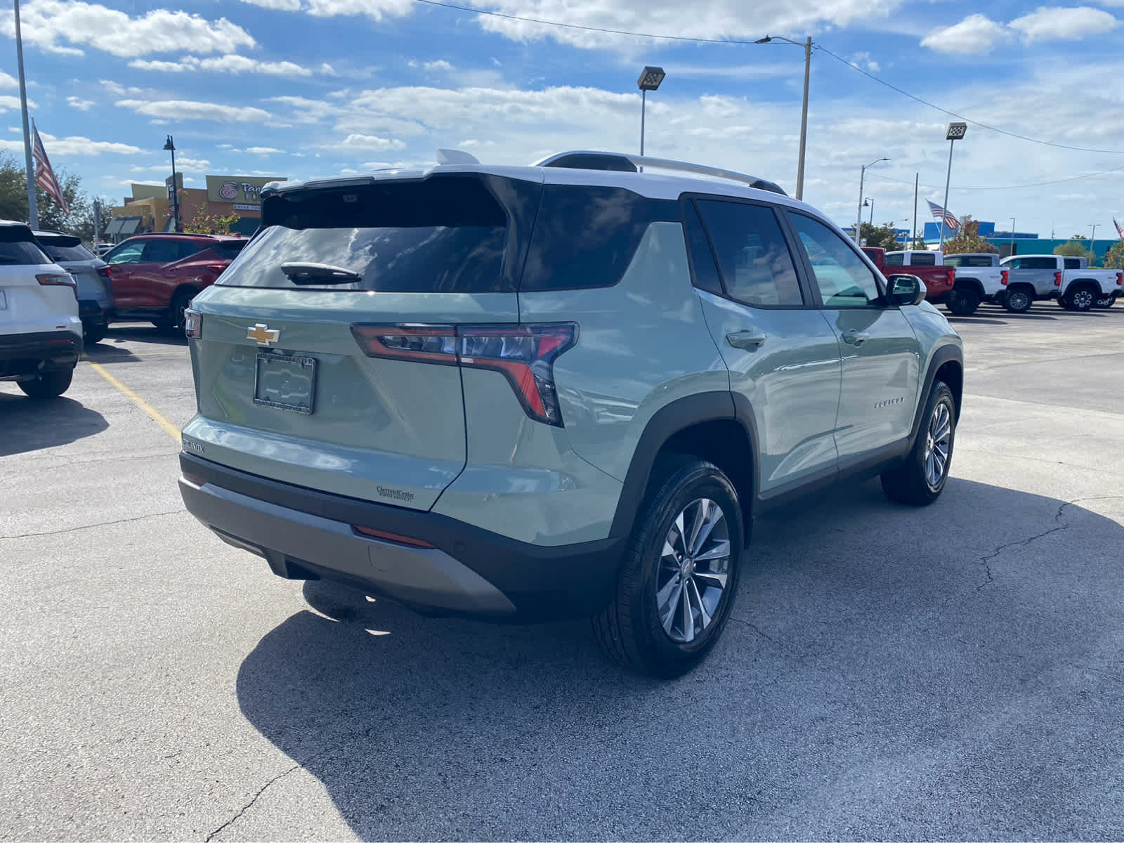 2025 Chevrolet Equinox FWD LT 8