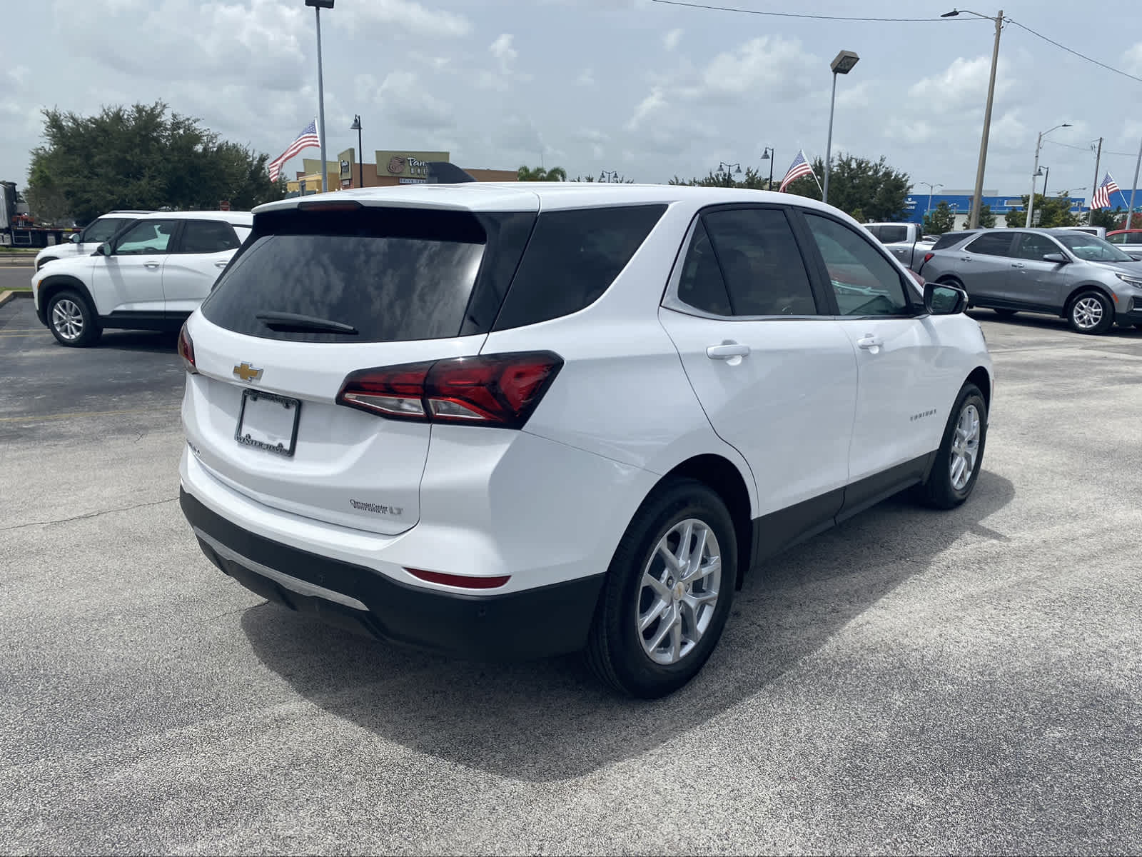 2024 Chevrolet Equinox LT 8