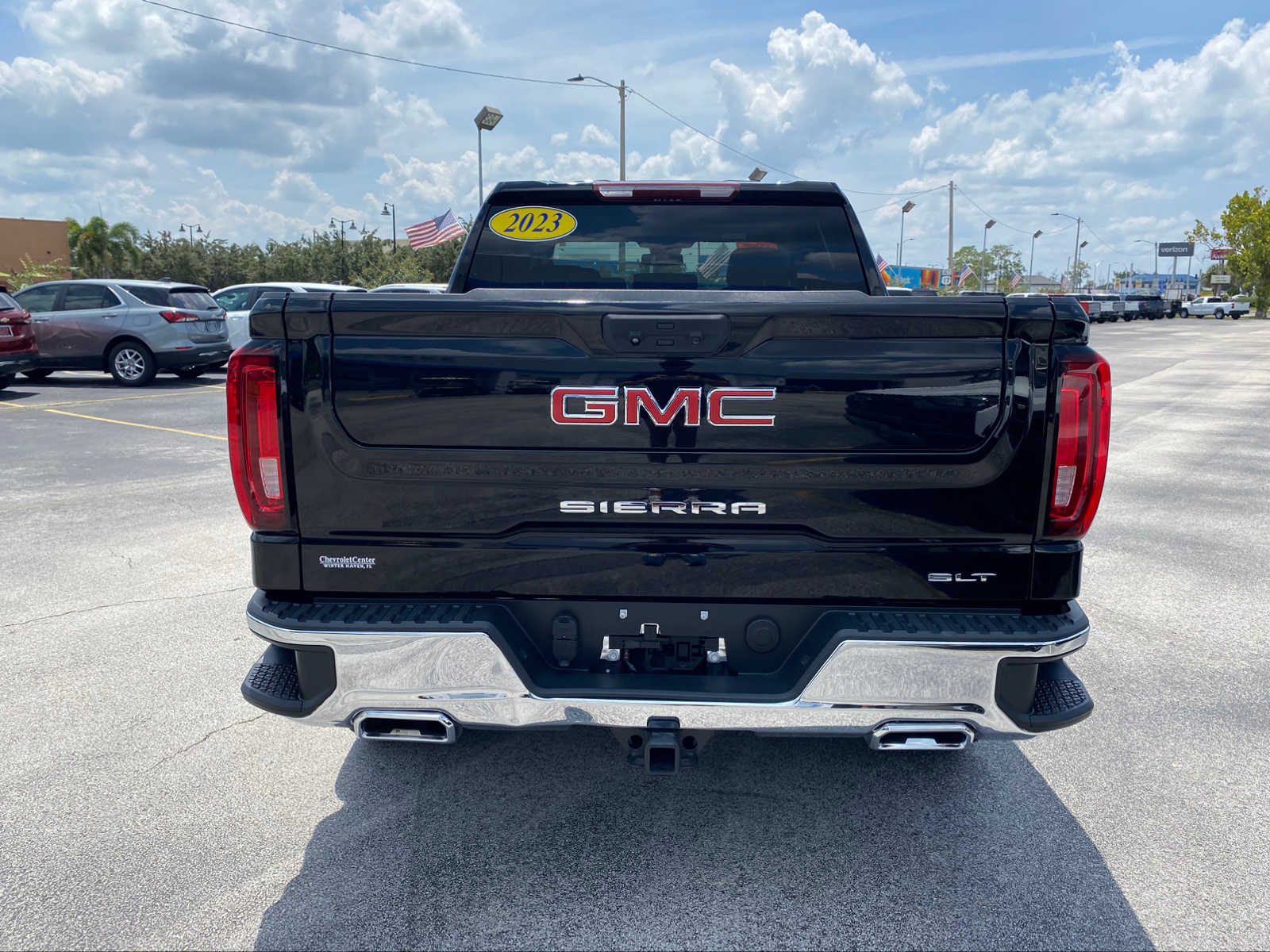 2023 GMC Sierra 1500 SLT 4WD Crew Cab 147 7