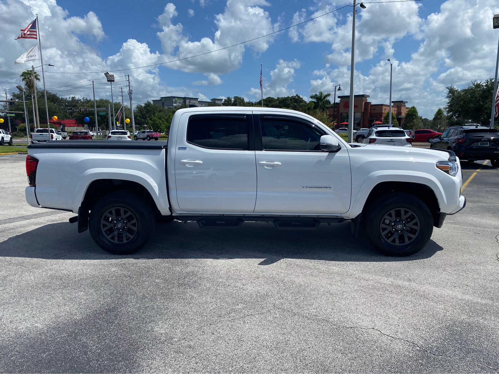 2023 Toyota Tacoma SR5 Double Cab 5 Bed V6 AT 9