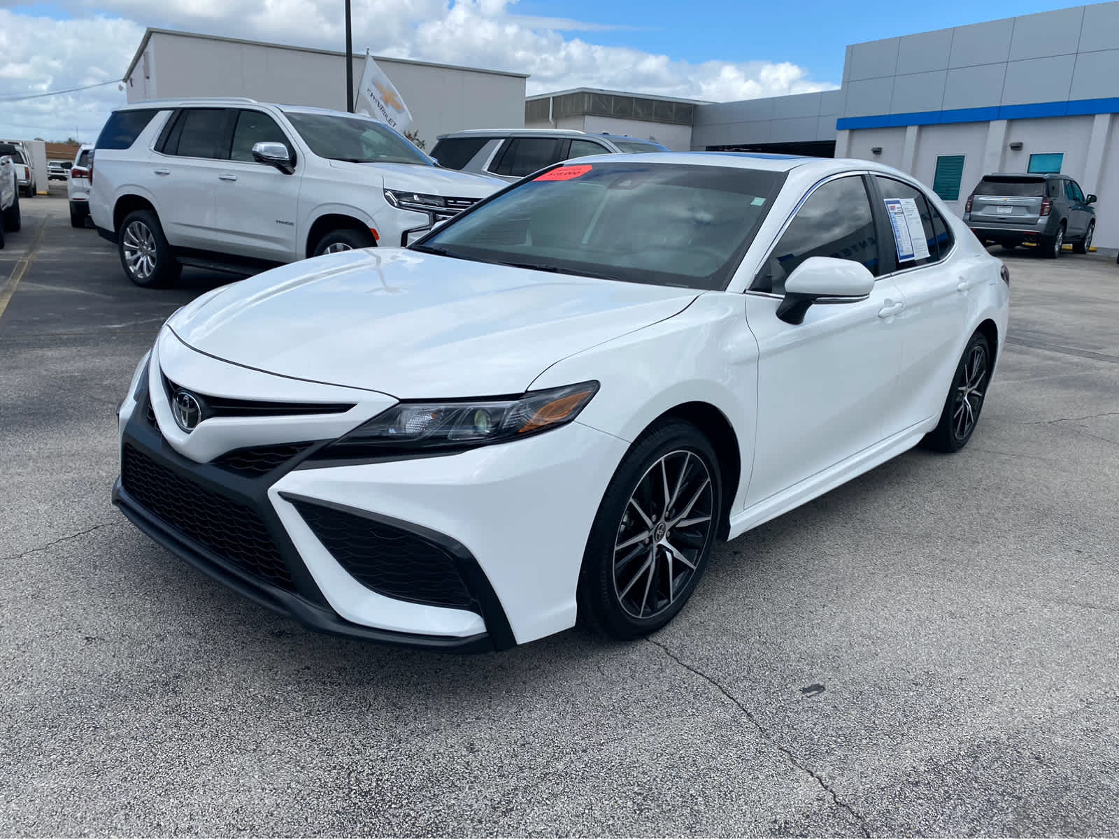 2024 Toyota Camry SE 4