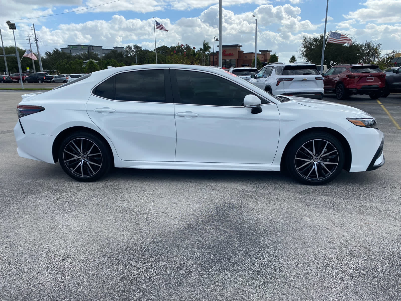 2024 Toyota Camry SE 9