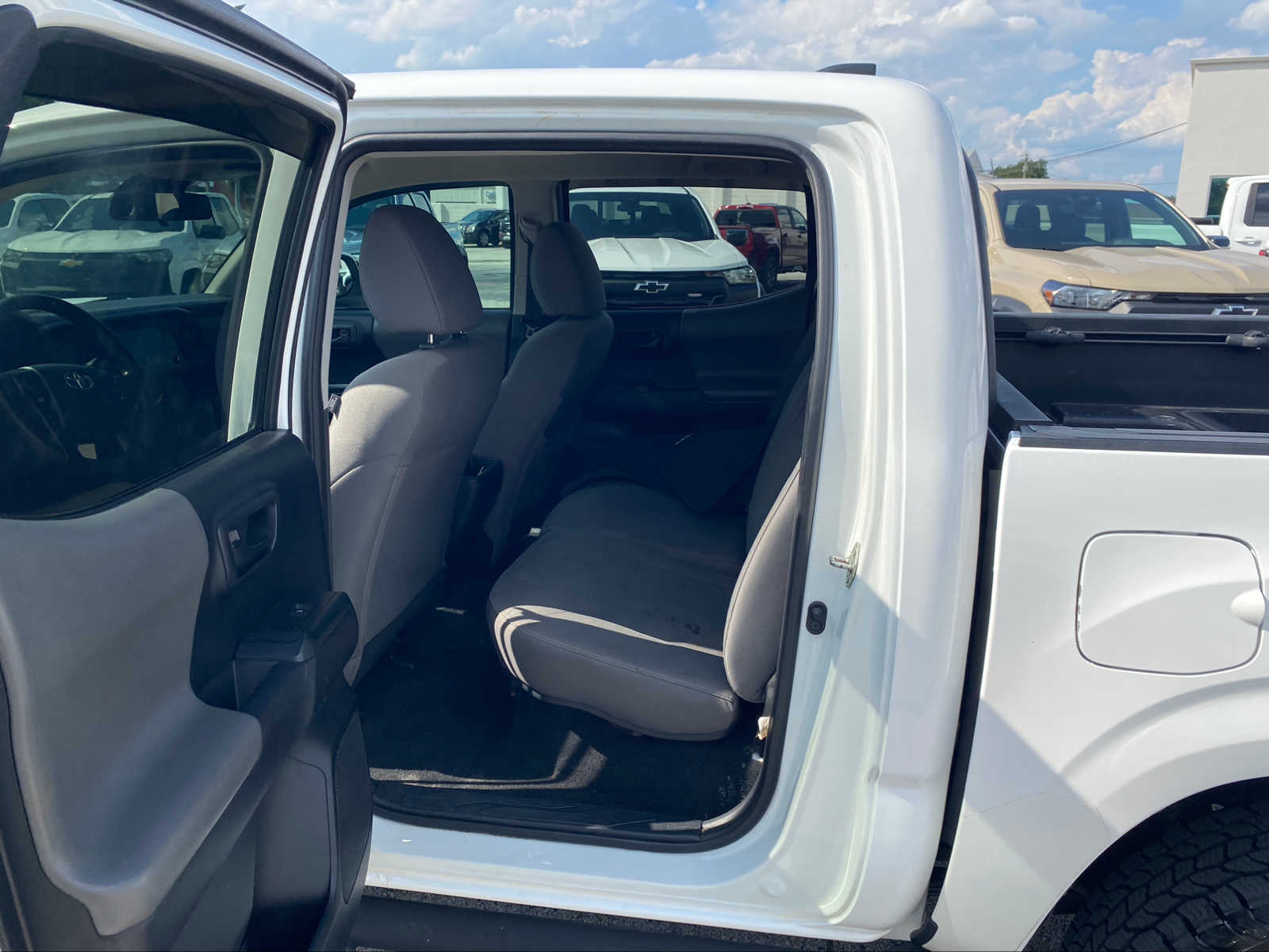 2020 Toyota Tacoma SR Double Cab 5 Bed I4 AT 13