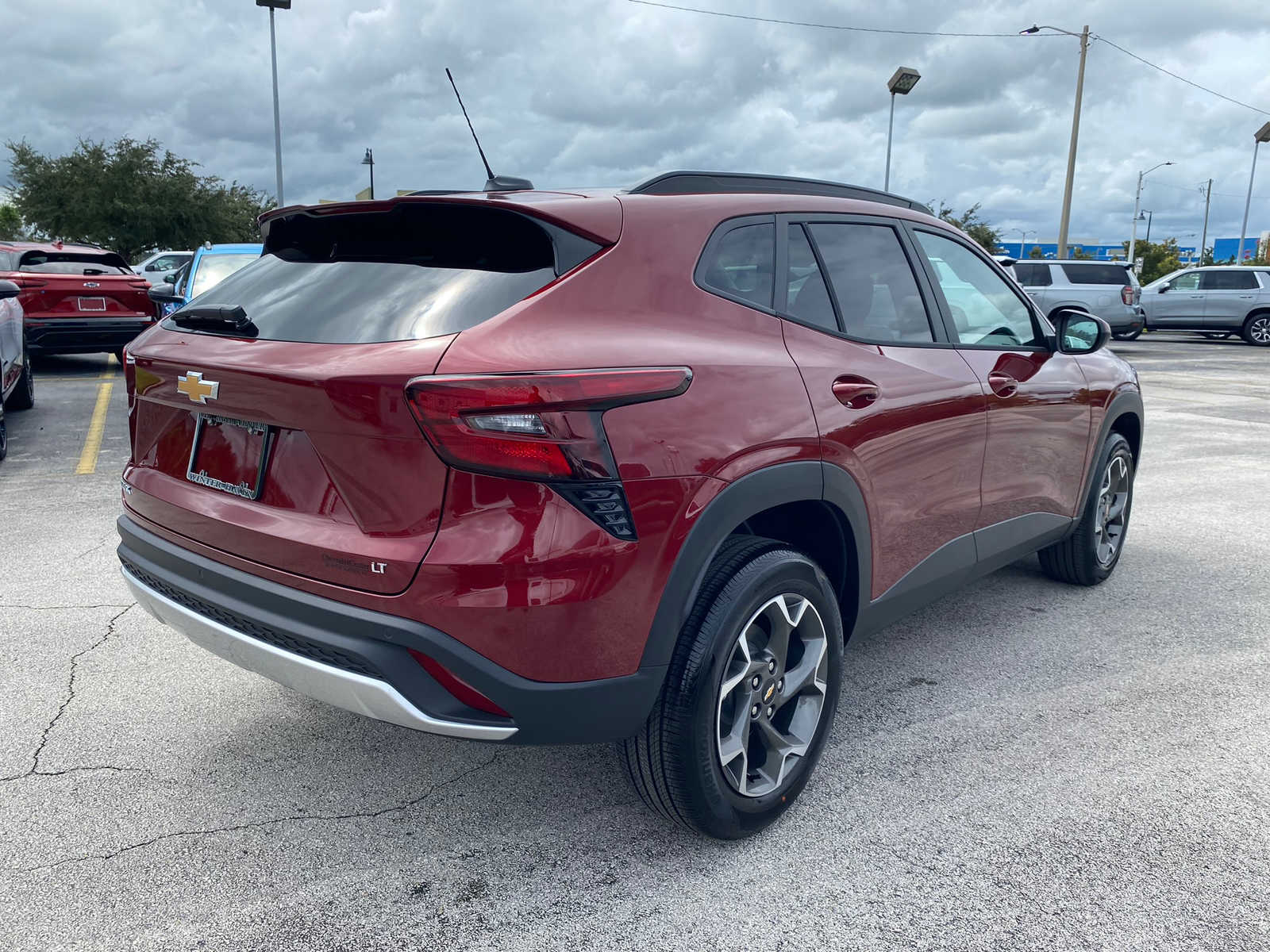 2025 Chevrolet Trax LT 8