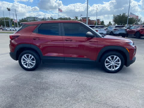 2021 Chevrolet TrailBlazer LS 9