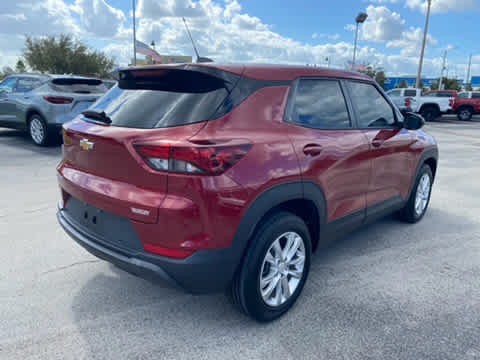 2021 Chevrolet TrailBlazer LS 8