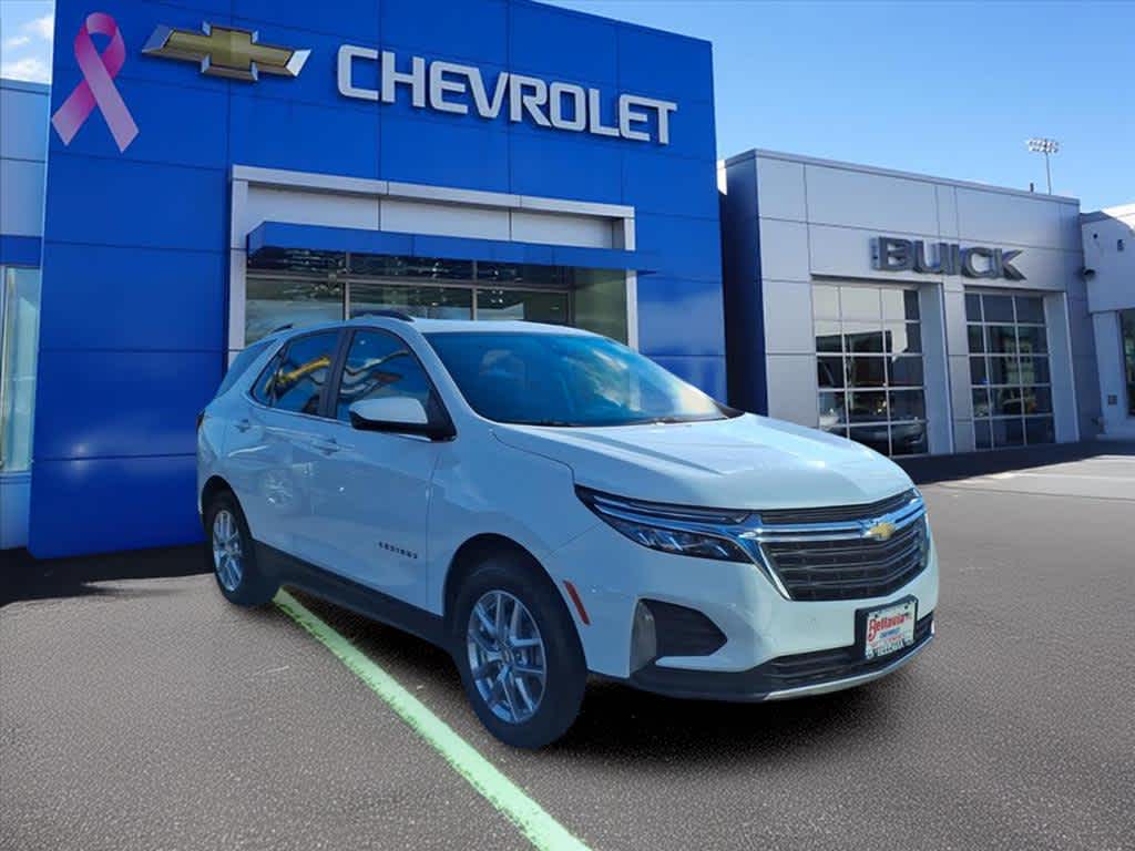 2022 Chevrolet Equinox LT FWD with 1LT