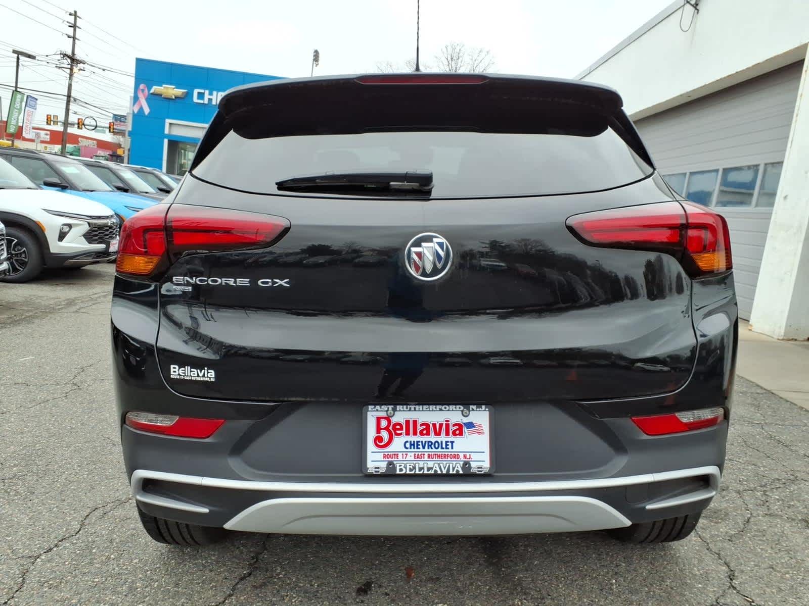 View vehicle photo 5